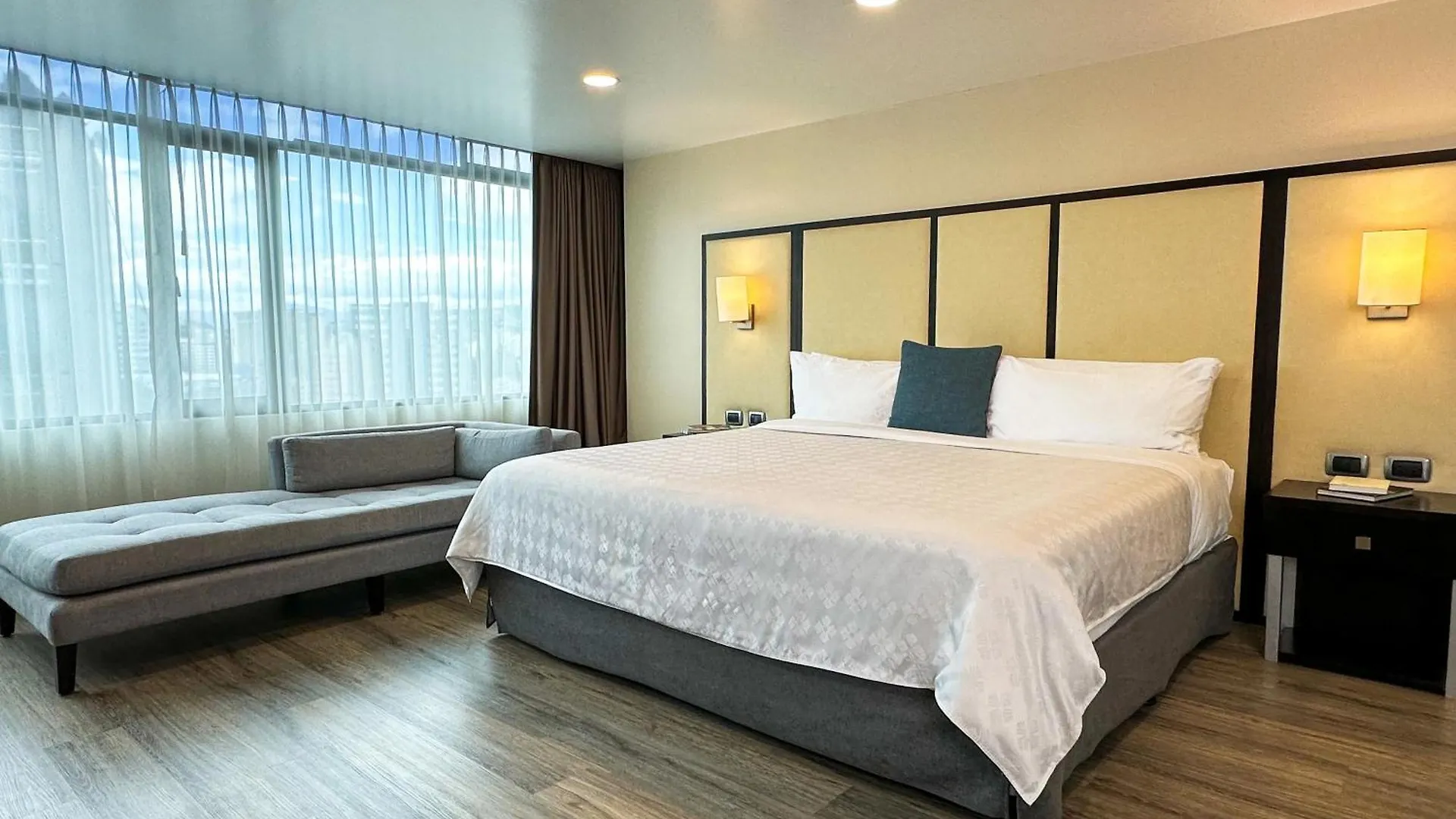 Hotel Wyndham Garden Quito