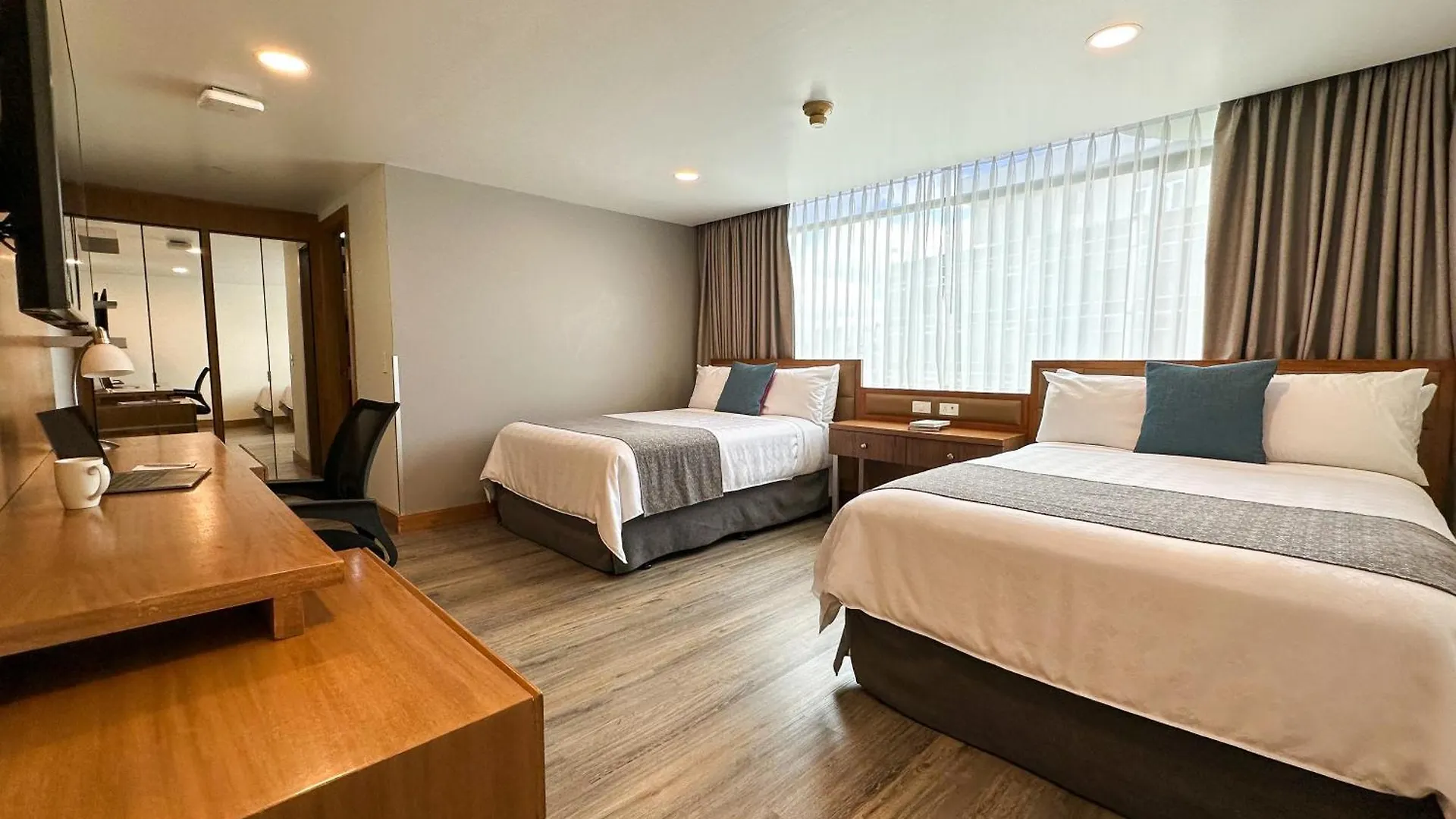 Hotel Wyndham Garden Quito