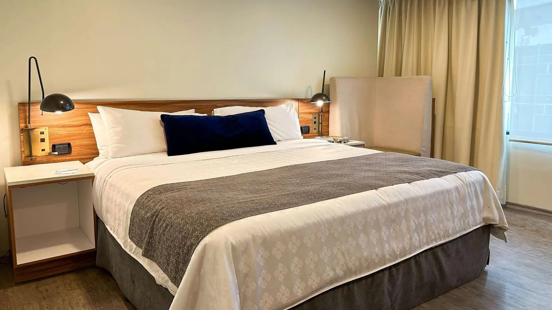 Hotel Wyndham Garden Quito