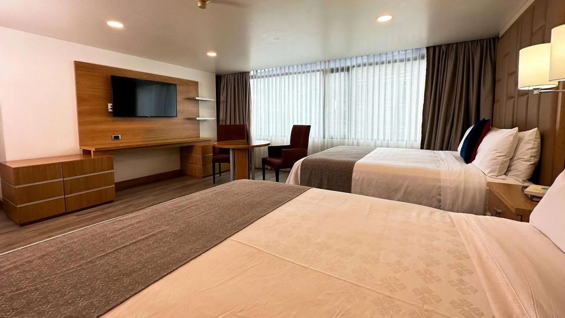 ****  Hotel Wyndham Garden Quito Ecuador