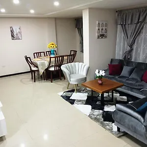 https://apt-departamento-grande-con-jacuzzi.cuenca-hotels.com
