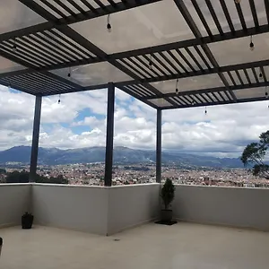 https://departamento-con-hermosa-vista-de-la-ciudad.cuenca-hotels.com