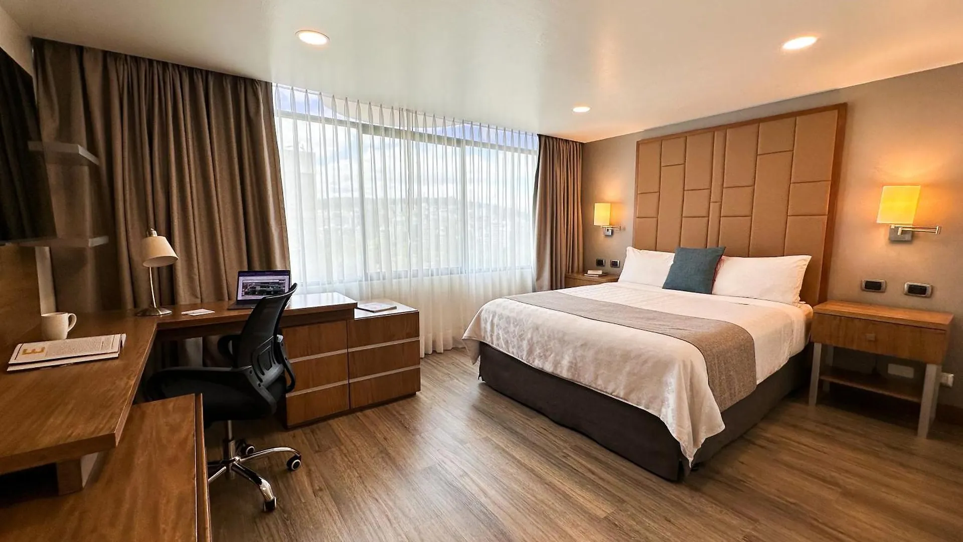 Hotel Wyndham Garden Quito